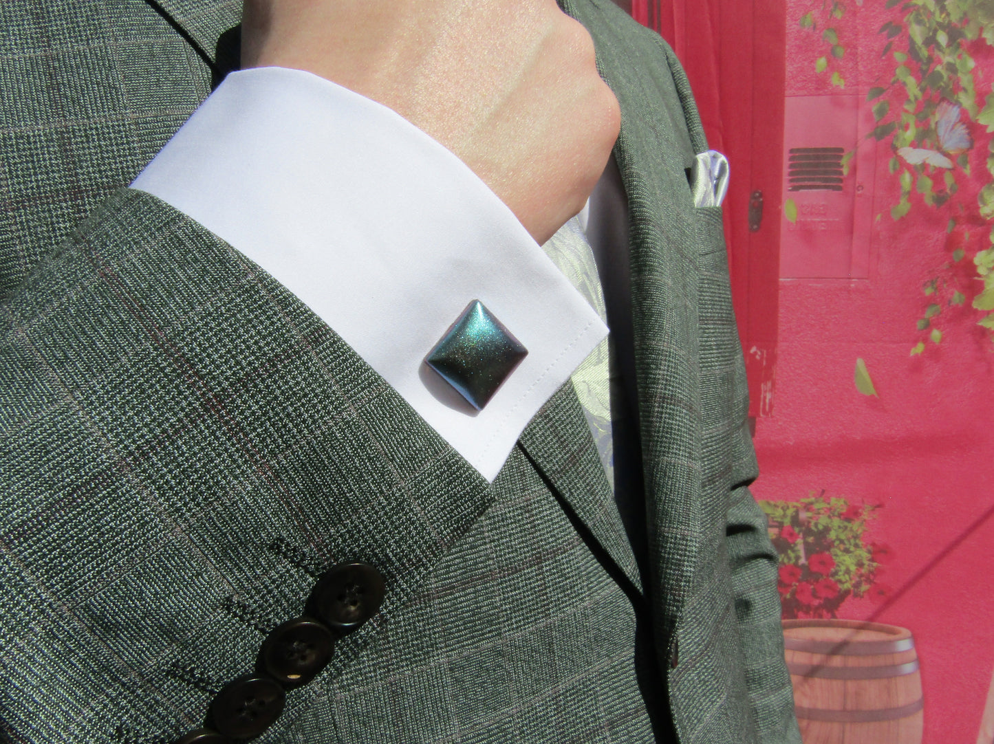 Violet colour-shift square cufflinks