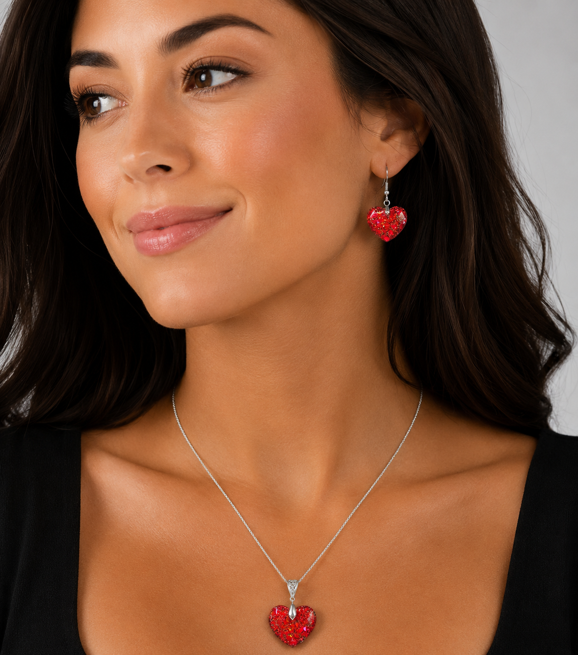 Medium Faceted Heart Pendant and Earring set - Holographic Ruby Red