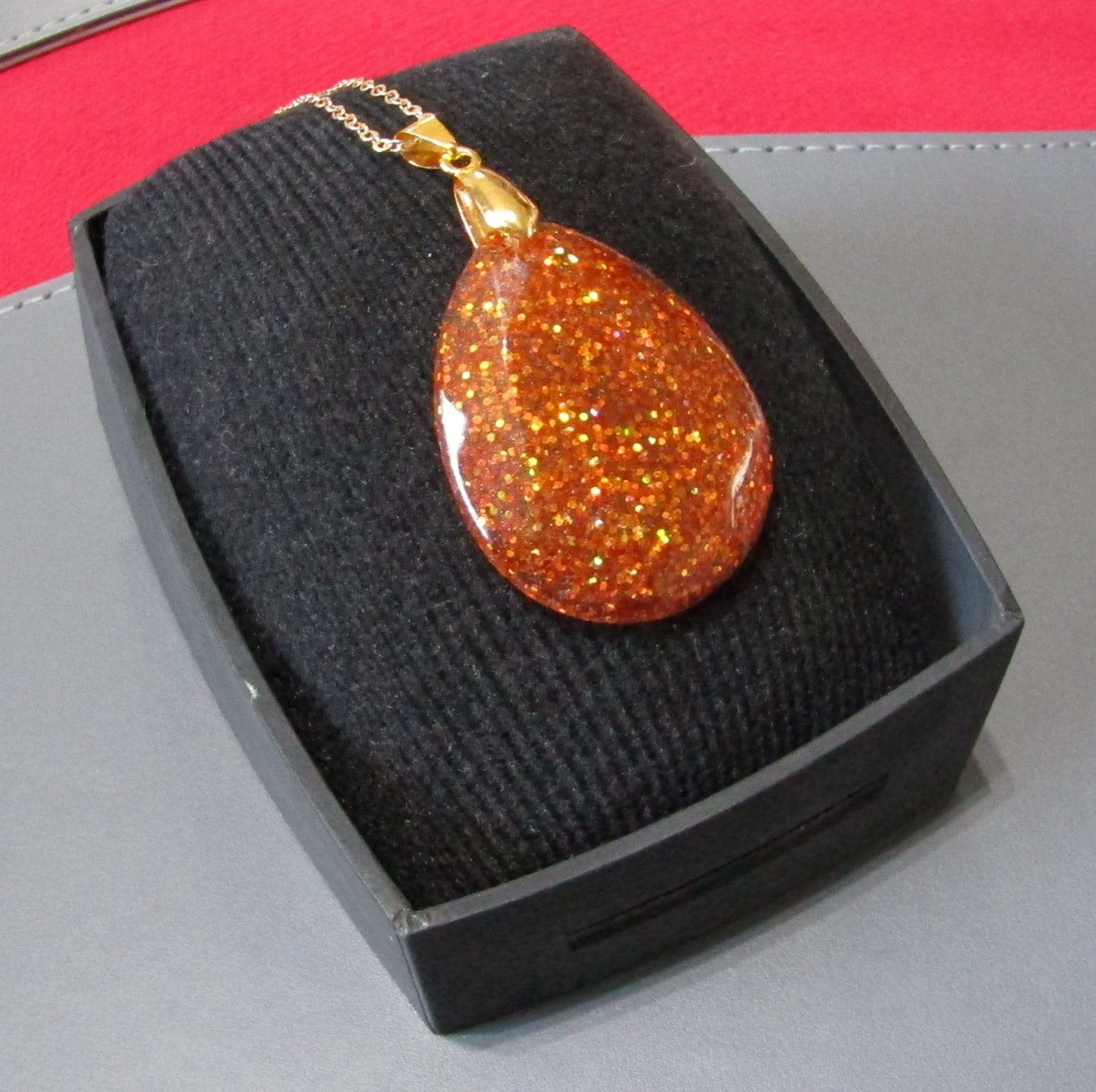 Medium Oval/Teardrop Pendant and Drop Earring set - Orange Glitter